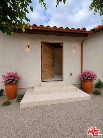 14655 Morrison Street, Los Angeles, CA 91403