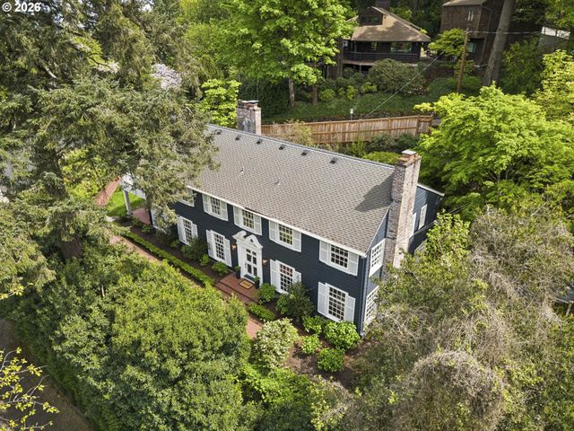 2505 Sw HILLCREST Dr, Portland, OR 97201