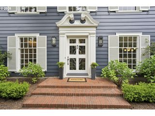 2505 Sw HILLCREST Dr, Portland, OR 97201