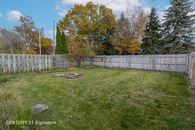 103 Lincoln Drive, Bay City, MI 48706
