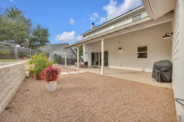 501 Alva DR, Spicewood, TX 78669