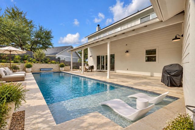 501 Alva DR, Spicewood, TX 78669
