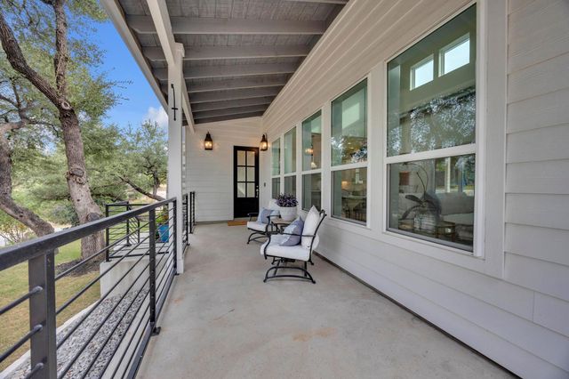 501 Alva DR, Spicewood, TX 78669