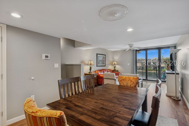 85 Folly Field Rd Apt 112, Hilton Head Island, SC 29928