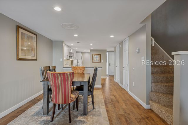 85 Folly Field Rd Apt 112, Hilton Head Island, SC 29928