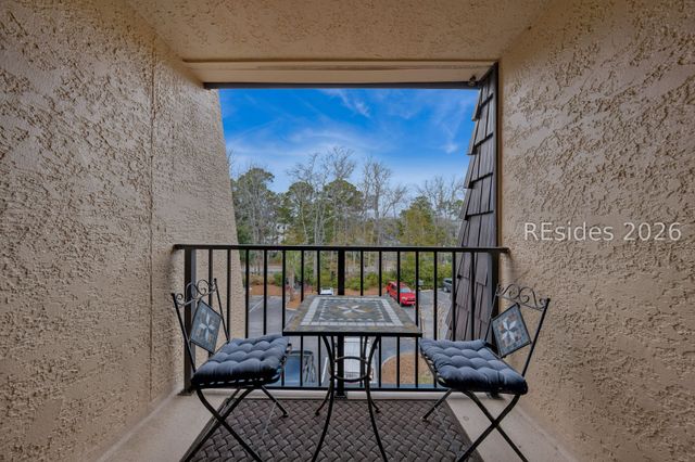 85 Folly Field Rd Apt 112, Hilton Head Island, SC 29928