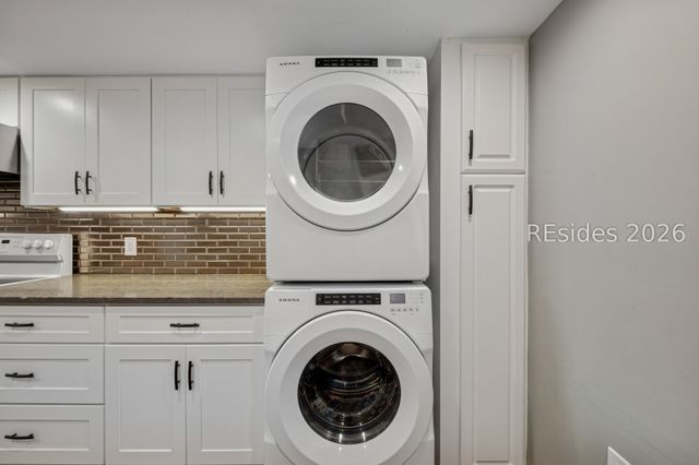 85 Folly Field Rd Apt 112, Hilton Head Island, SC 29928