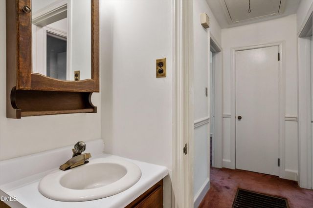 805 W Knox Street, Durham, NC 27701