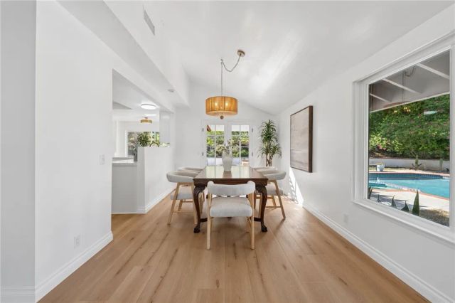 971 San Lorenzo Court, Solana Beach, CA 92075