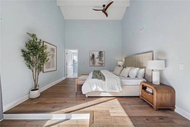 971 San Lorenzo Court, Solana Beach, CA 92075