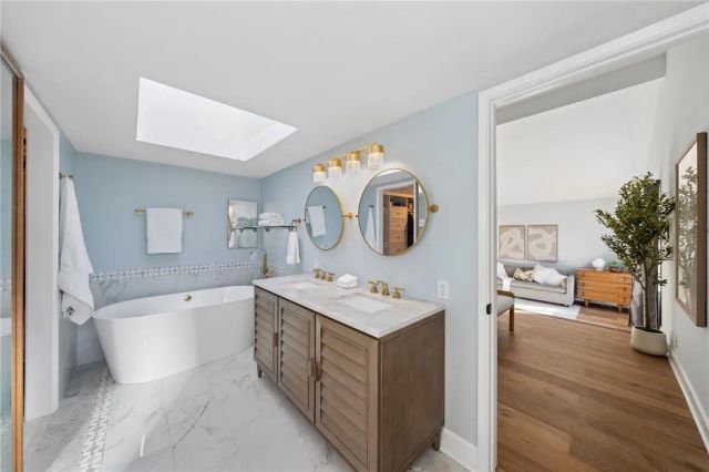 971 San Lorenzo Court, Solana Beach, CA 92075