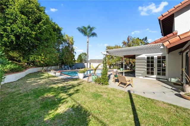 971 San Lorenzo Court, Solana Beach, CA 92075