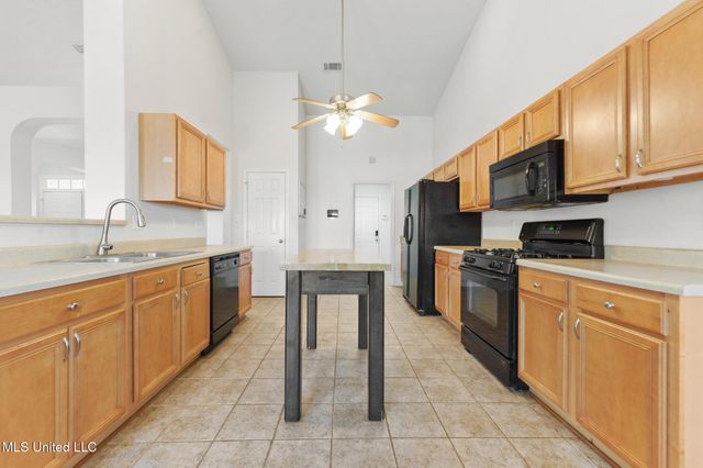 18026 Cypress Pointe Drive, Gulfport, MS 39503
