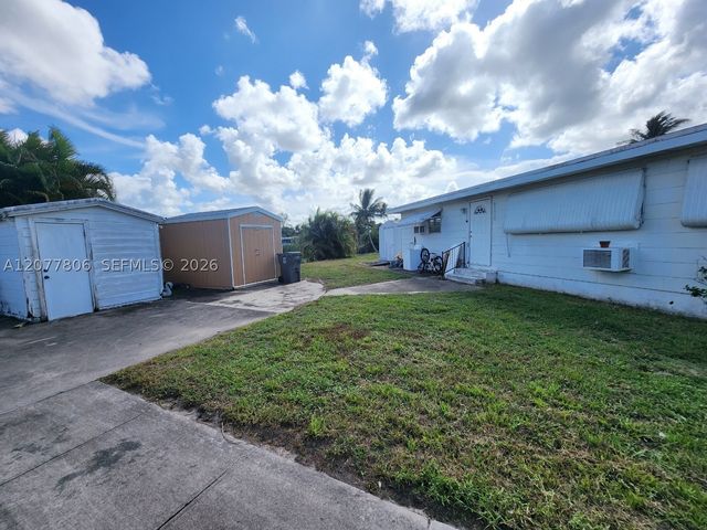 4248 Hibiscus Cir H, West Palm Beach, FL 33409