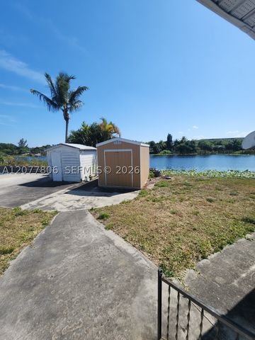 4248 Hibiscus Cir H, West Palm Beach, FL 33409