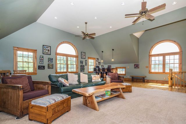 735 Tinmouth Road, Danby, VT 05739