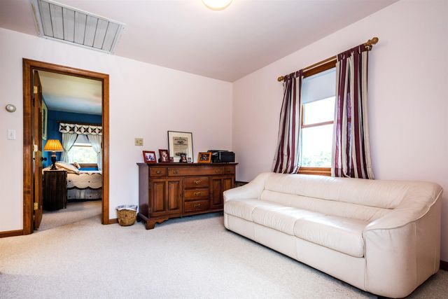 735 Tinmouth Road, Danby, VT 05739