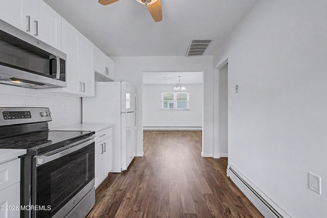 64 Puerto Vallarta Street, Toms River, NJ 08757