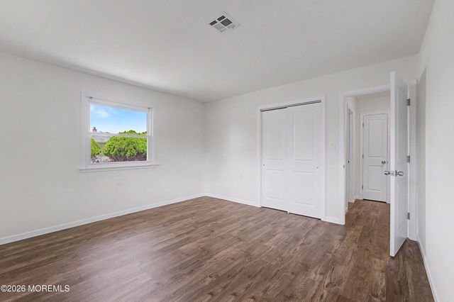 64 Puerto Vallarta Street, Toms River, NJ 08757
