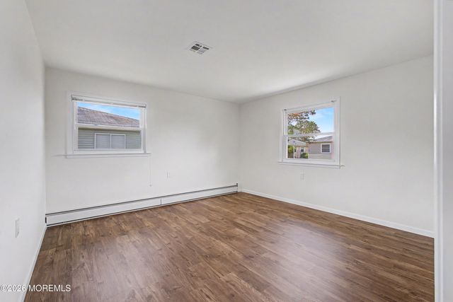 64 Puerto Vallarta Street, Toms River, NJ 08757
