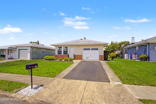 64 Puerto Vallarta Street, Toms River, NJ 08757