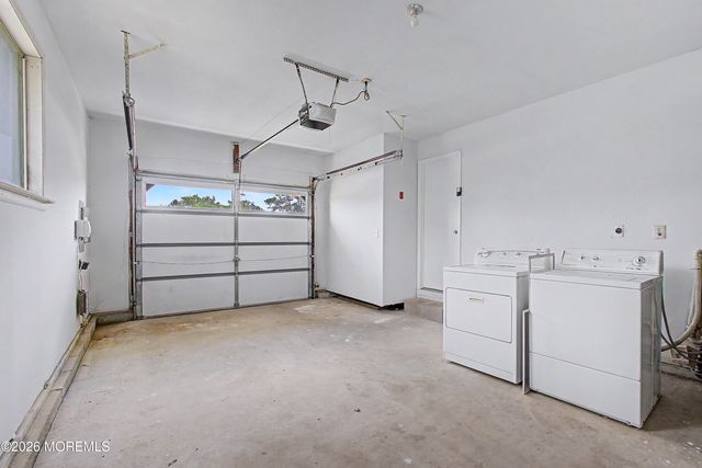 64 Puerto Vallarta Street, Toms River, NJ 08757
