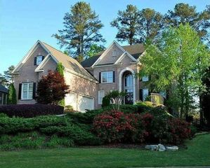 7635 Stratton Point, Suwanee, GA 30024