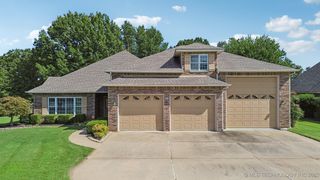 1217 N Old North Place, Sand Springs, OK 74063