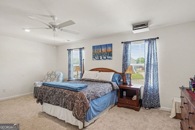 216 Friendship Oak Way, Hampton, GA 30228