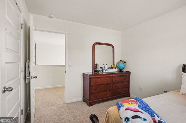 216 Friendship Oak Way, Hampton, GA 30228