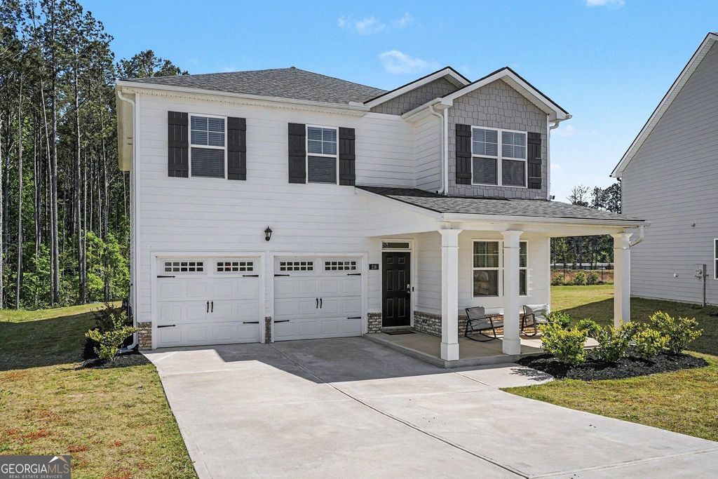 216 Friendship Oak Way, Hampton, GA 30228
