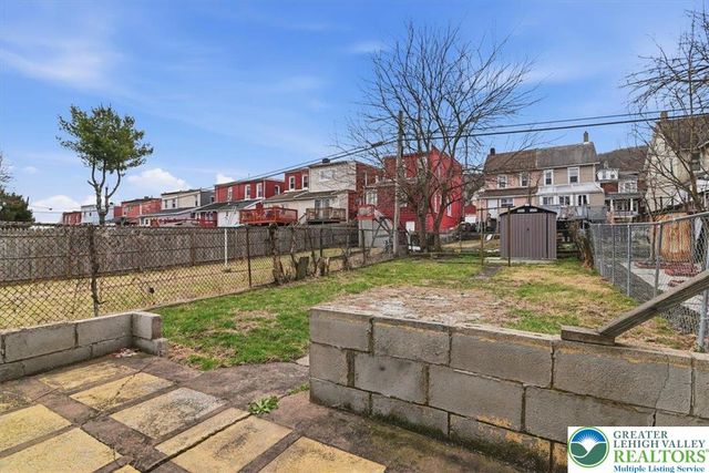 1226 Railroad Street, Bethlehem City, PA 18015