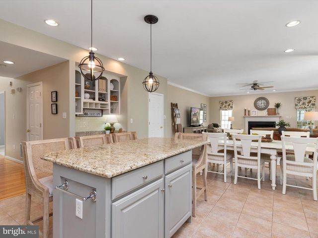 2420 VALLEY BROOK LN, Gambrills, MD 21054