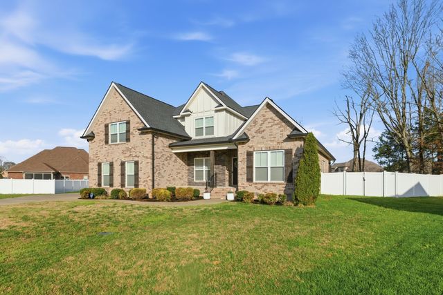 1213 Alex Walker Dr, Christiana, TN 37037