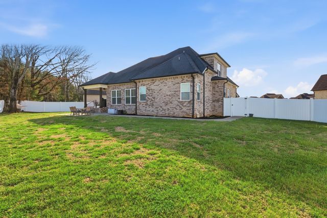 1213 Alex Walker Dr, Christiana, TN 37037