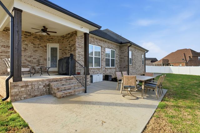 1213 Alex Walker Dr, Christiana, TN 37037