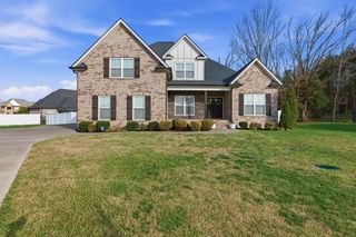 1213 Alex Walker Dr, Christiana, TN 37037