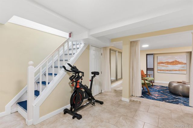 20 Beverly Parkway, Freeport, NY 11520