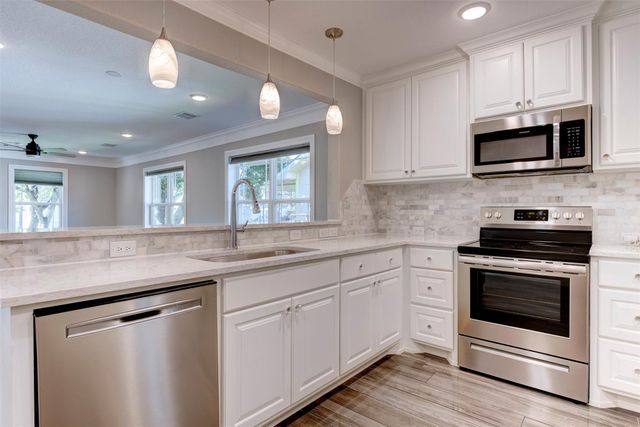 109 Dresden Street, Houston, TX 77012
