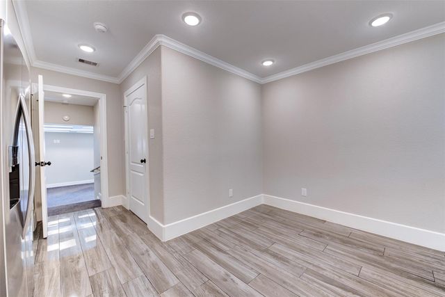 109 Dresden Street, Houston, TX 77012