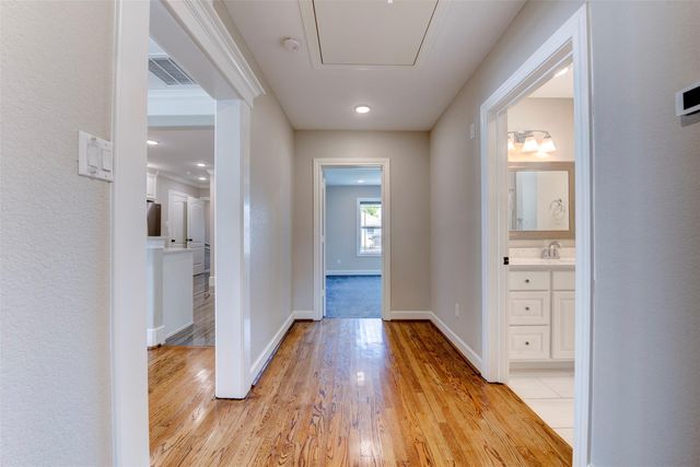 109 Dresden Street, Houston, TX 77012
