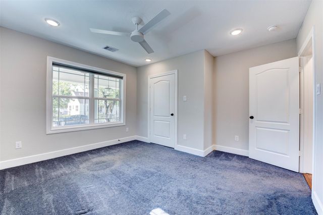 109 Dresden Street, Houston, TX 77012