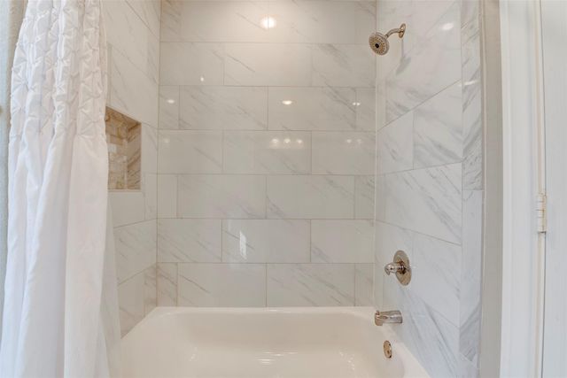 109 Dresden Street, Houston, TX 77012