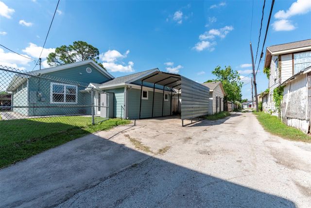 109 Dresden Street, Houston, TX 77012