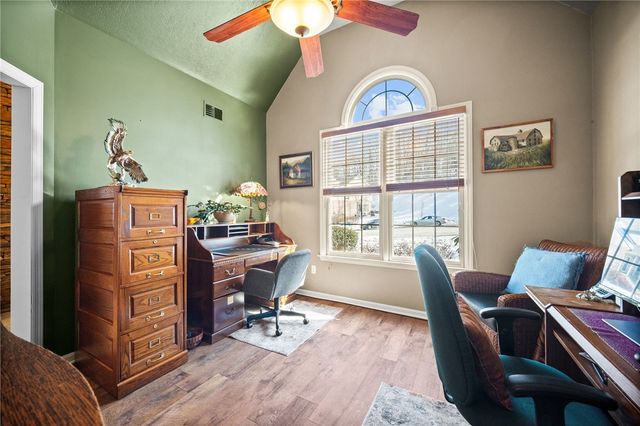 322 Woodcrest Dr, North Fayette, PA 15108