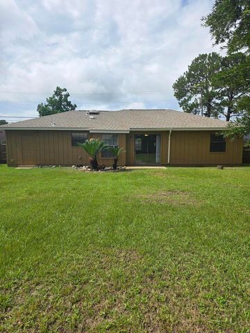 619 Schneider Drive, Fort Walton Beach, FL 32547