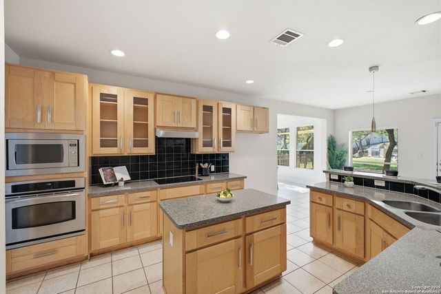 3110 Elkwater, San Antonio, TX 78258