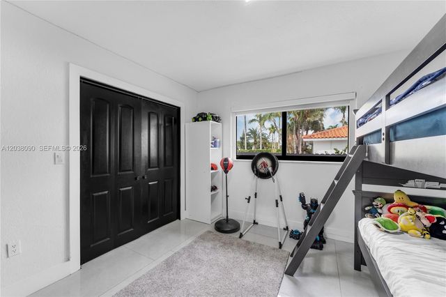 551 SW 127th Ave, Miami, FL 33184