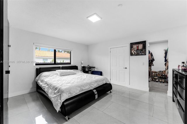 551 SW 127th Ave, Miami, FL 33184