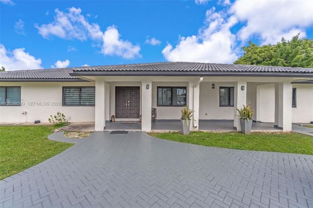 551 SW 127th Ave, Miami, FL 33184